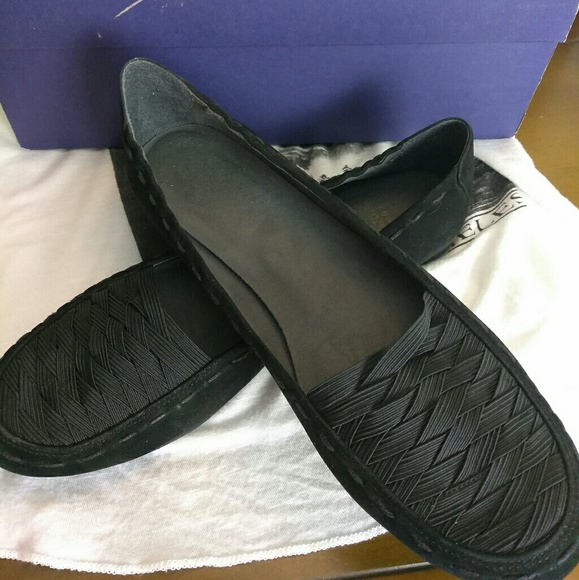 Stuart Weitzman band width loafers!!! - Picture 2 of 6